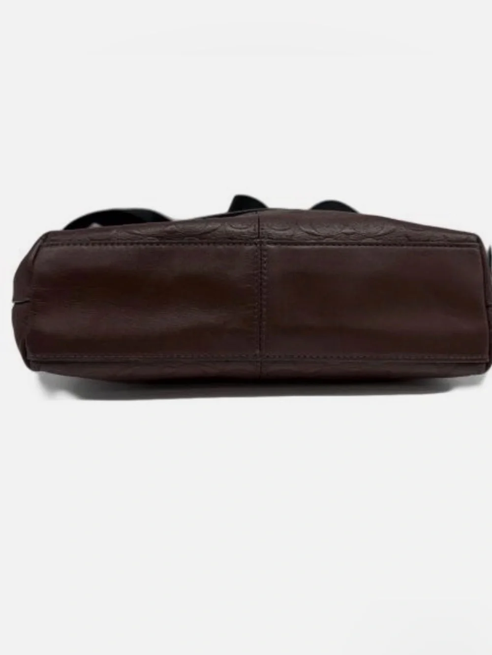 COACH BROWN LEATHER MESSENGER WITH BLACK STRAP F72229